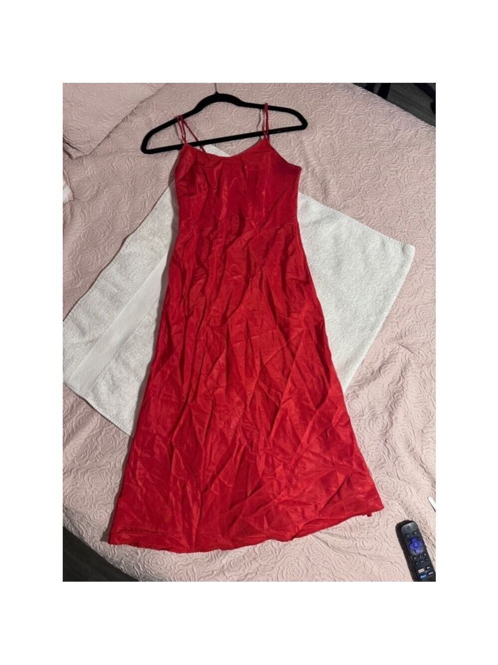 Vintage Suzette snippet slip. It is a size 32 Celanese. acetate Red slip. Maxi